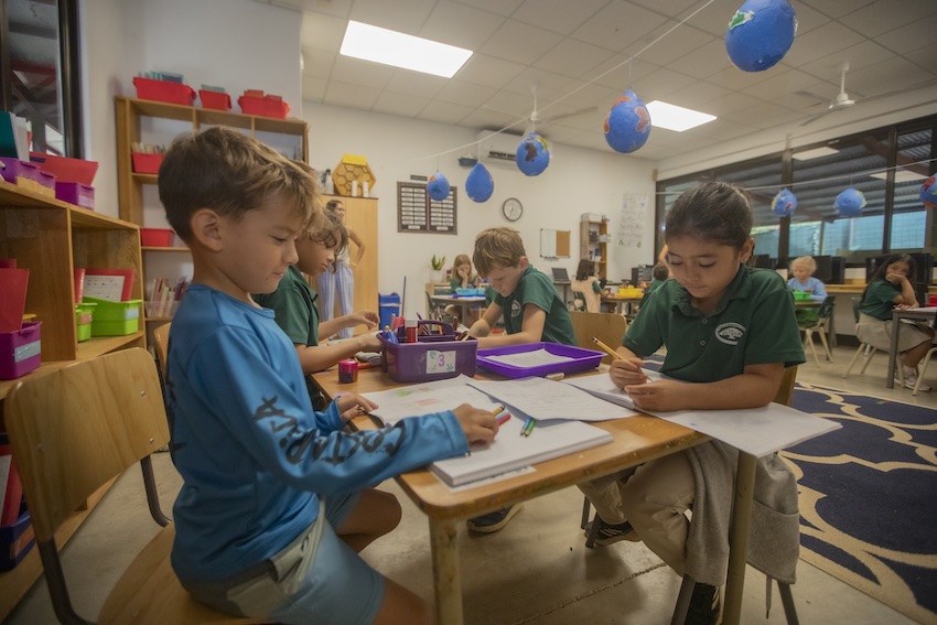 Apply Now at La Paz School